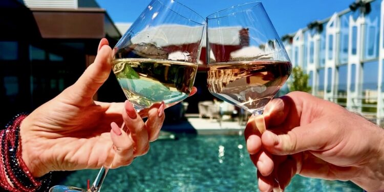 Le Pullman La Pléiade lance sa saison des afterwork en beauté