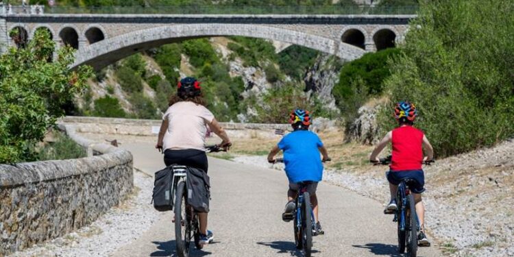 'Hérault muscle son offre d'œnotourisme durable avec une 2ème « Œnovélo »