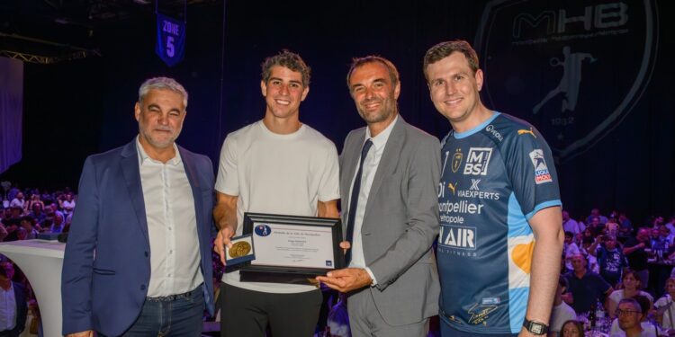 Le handballeur Diego Simonet sacré citoyen d'honneur de la ville de Montpellier