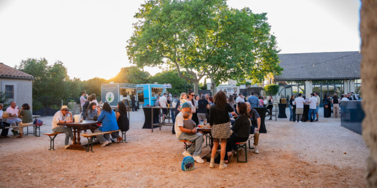 Lattes : Le Domaine de Causse transforme son vignoble en Beach Party géante