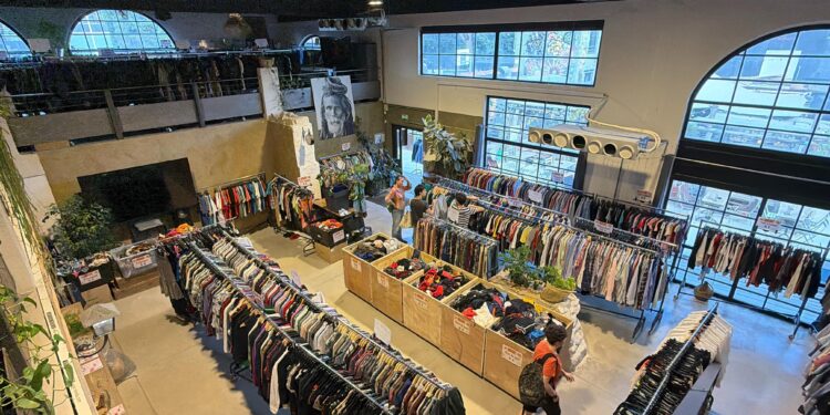 Le plus grand pop-up vintage de l’été débarque au Marché du Lez à Montpellier