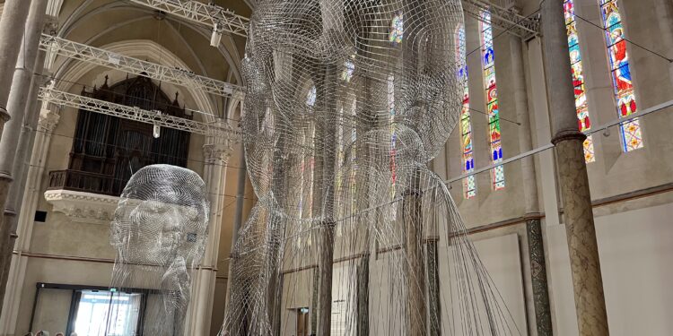 Le Carré Sainte-Anne : l'expo poétique des vacances avec Jaume Plensa