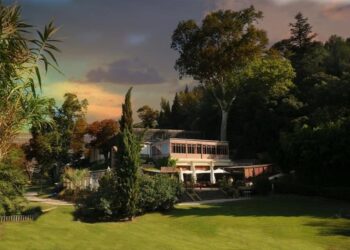 Magie Noire s'empare du restau Le Grand Arbre pour monter le son