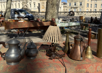 Brocante et antiquités : le marché du Peyrou fête son 14ᵉ anniversaire ce dimanche