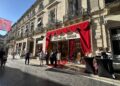 Le biscuit l'Écusson de Montpellier aux couleurs de l'Opéra Comédie