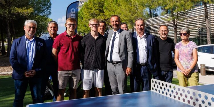 Montpellier : Les frères Lebrun inaugurent les nouvelles tables de ping-pong à Richter