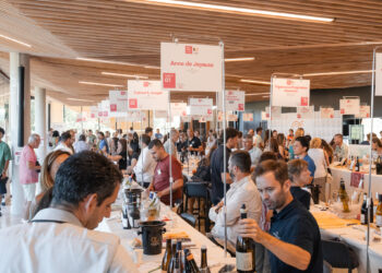 Amateurs de vin et de moments conviviaux, bloquez votre soirée du 5 novembre. A vous de jouer !