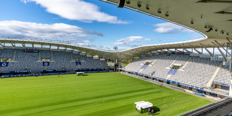 MHR : Une nouvelle pelouse flambant neuve pour le Septeo Stadium